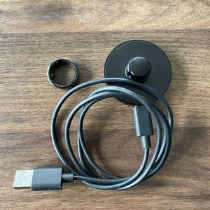 Like New Oura ring generation 3 Size 6 Heritage Black